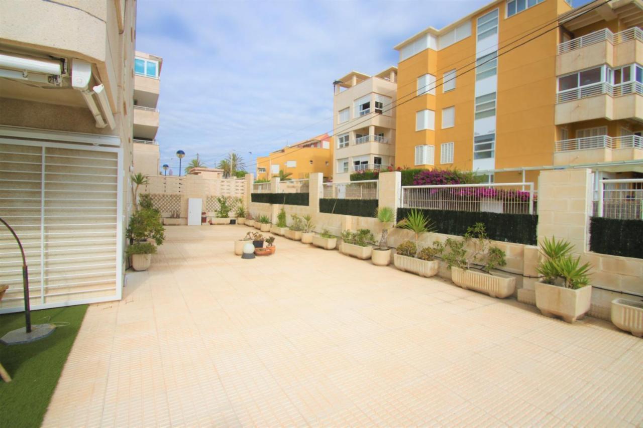 Apartamento Casaturis Enfrente Al Mar En Playa Muchavista C102 El Campello Luaran gambar
