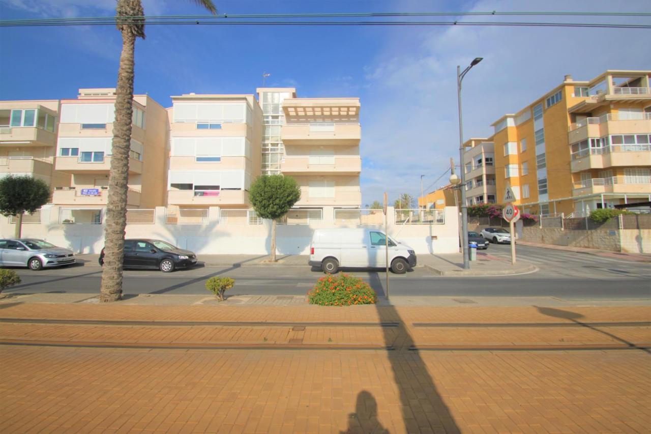 Apartamento Casaturis Enfrente Al Mar En Playa Muchavista C102 El Campello Luaran gambar